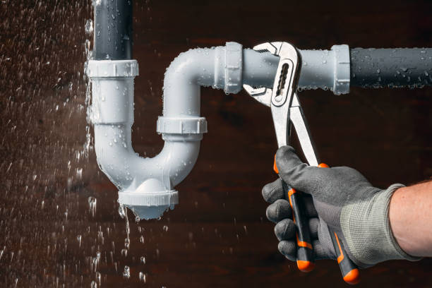 Professional Drain Cleaning technician working in Boneville, GA